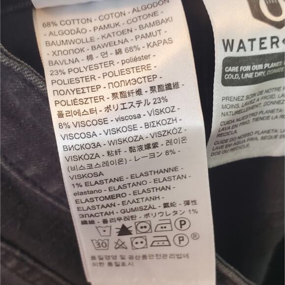 Levi's Flattering Soft Black Crop 711 Skinny Jeans ~Streetwear Flattering Casual - Picture 11 of 12